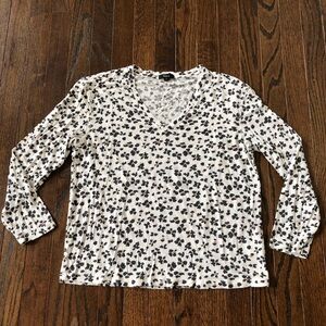 RAILS Women's M Sami Tee - White/Ivory Floral Snow Leopard/Cheetah Design